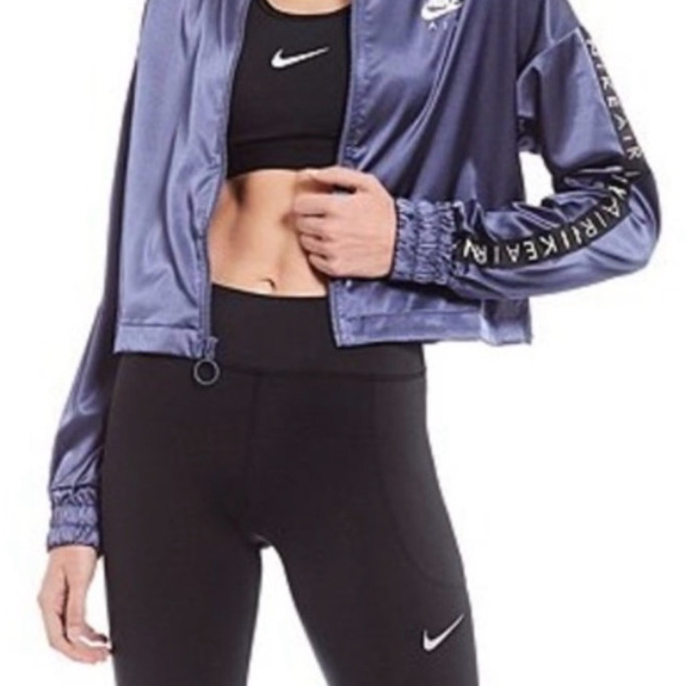 Nike Women's cropped jacket
